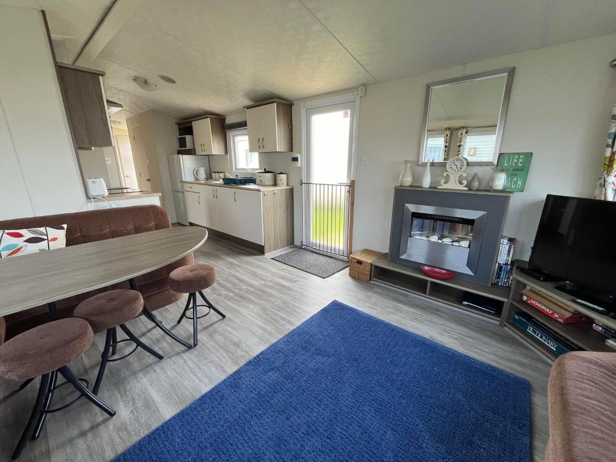 Ormesby 8, Haven Holiday Park, Caister - Four Bedroom, Sleeps 8, Pets Welcome - 2 Minutes From The Beach! Great Yarmouth Dış mekan fotoğraf
